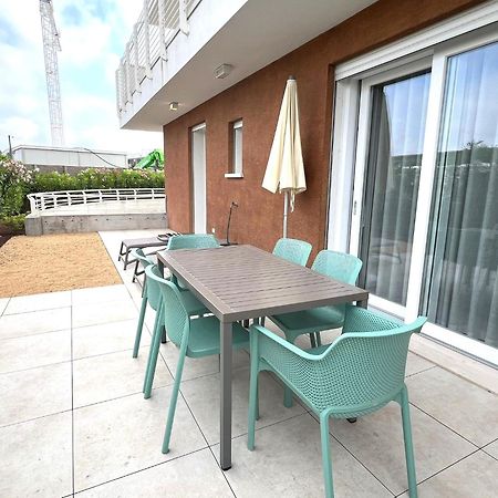 Sun Beach Residence Con Piscina - Piazza Brescia - Adria Holiday Jesolo - Family Apartments Zewnętrze zdjęcie
