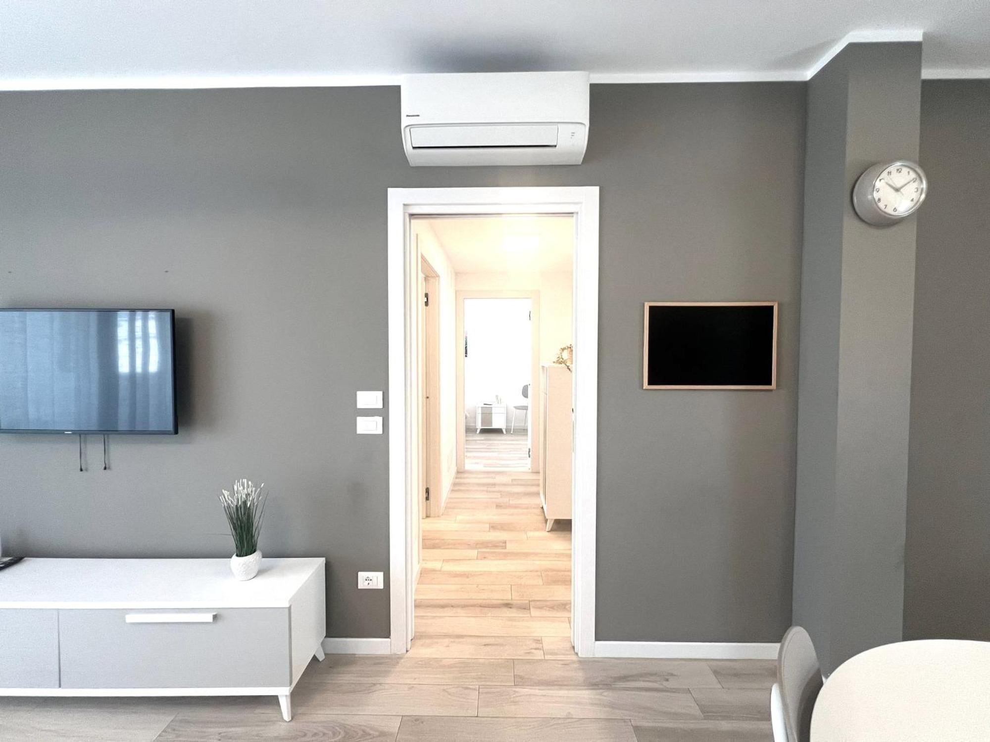 Sun Beach Residence Con Piscina - Piazza Brescia - Adria Holiday Jesolo - Family Apartments Zewnętrze zdjęcie