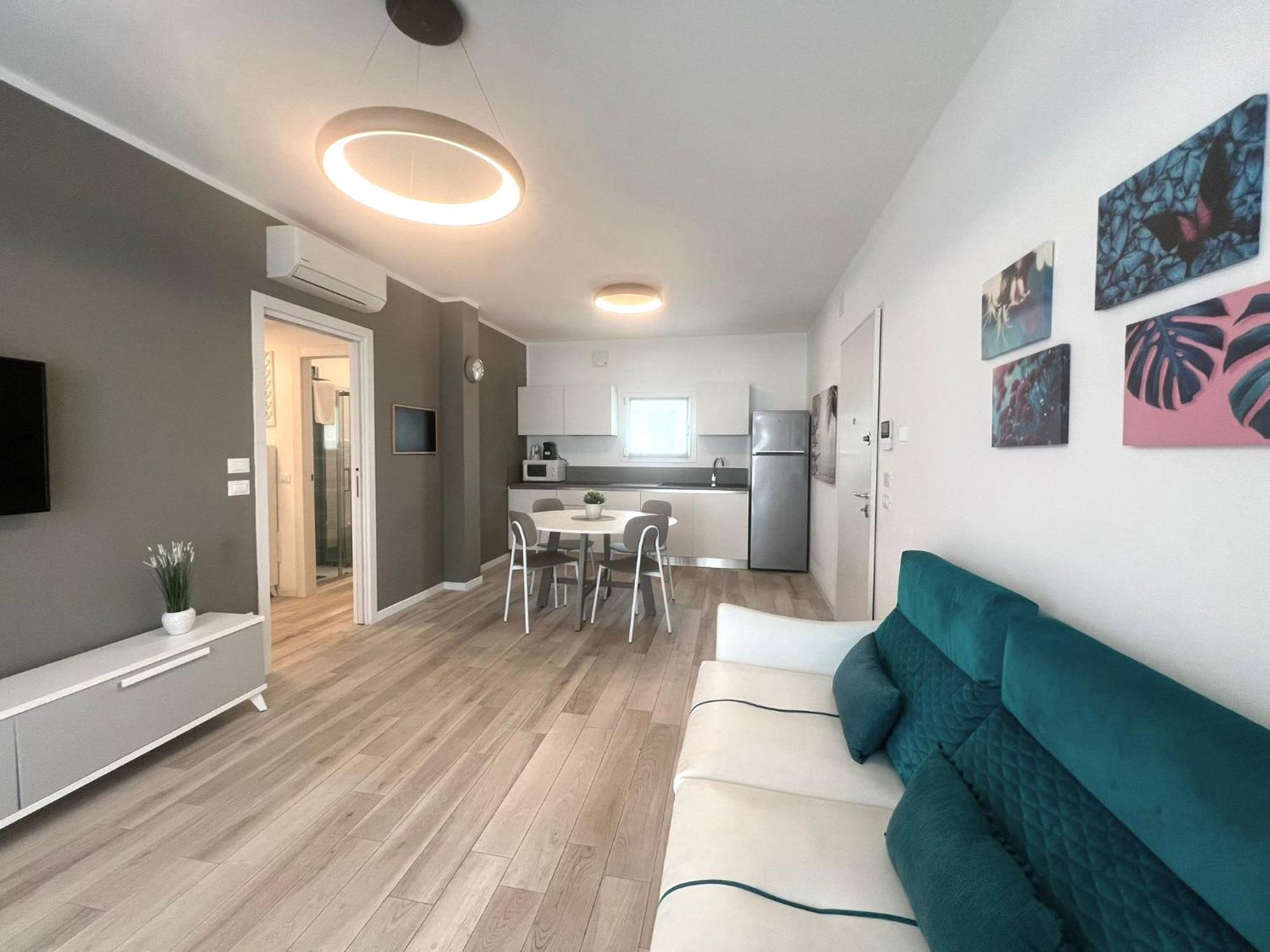 Sun Beach Residence Con Piscina - Piazza Brescia - Adria Holiday Jesolo - Family Apartments Pokój zdjęcie