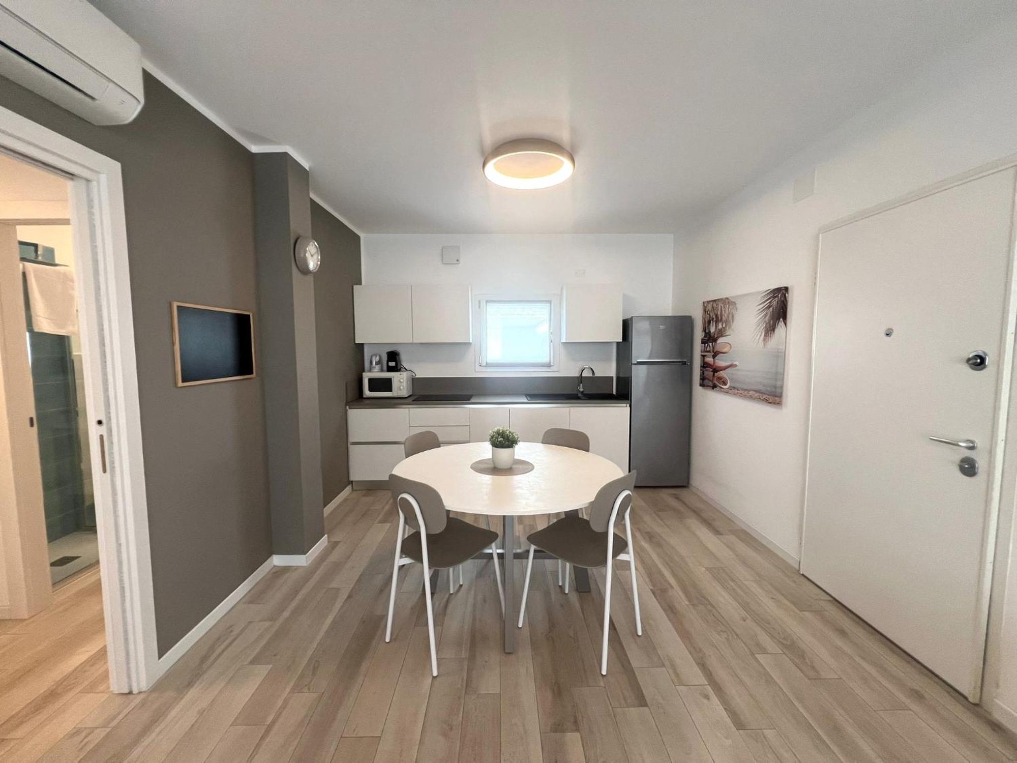 Sun Beach Residence Con Piscina - Piazza Brescia - Adria Holiday Jesolo - Family Apartments Zewnętrze zdjęcie